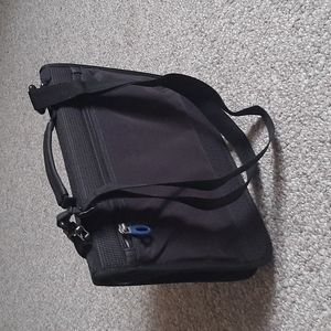 Brenthaven Tablet Bag with Shoulder/Crossbody Strap.